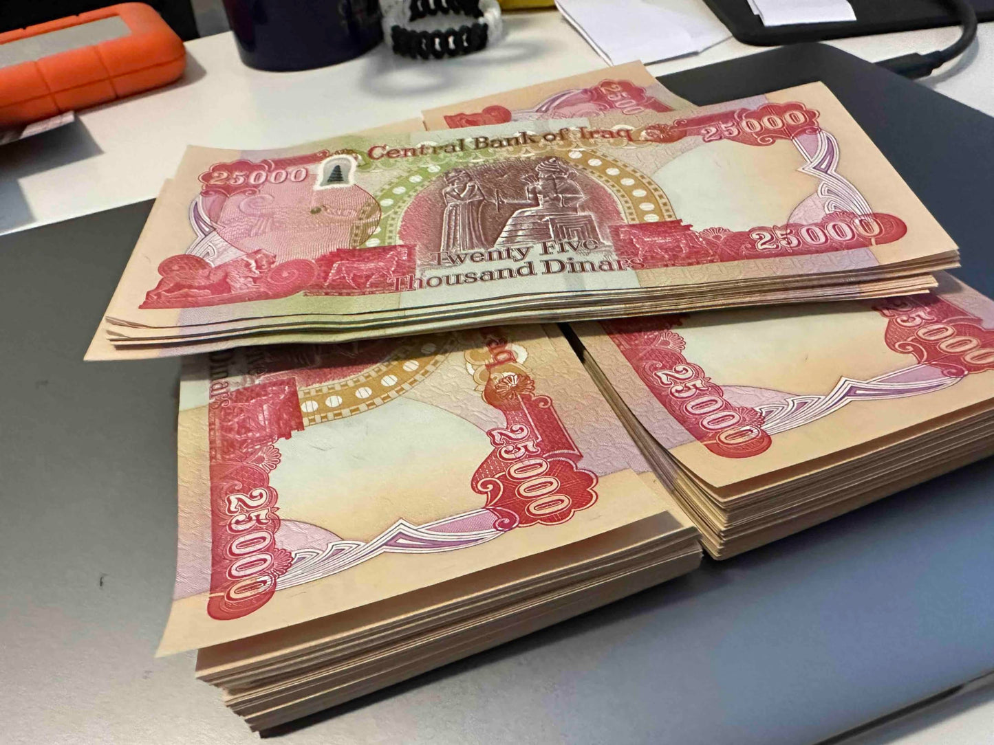 “2023 Generic 100,000 Dinar Set (4 x 25k) Uncirculated, New Security”