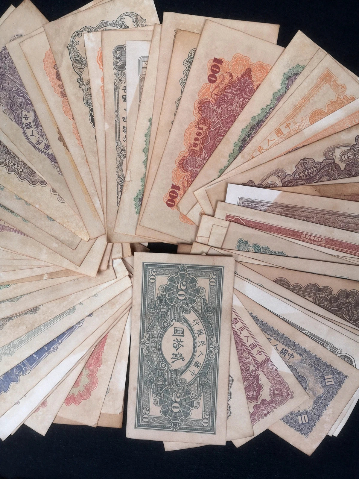 Colección de 60 billetes antiguos de la antigua dinastía de la República de China. CULTURA ARTE